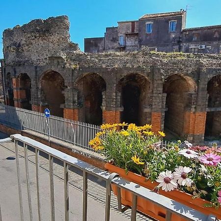 Odeonhouse - Catania - Parking Included Apartment ภายนอก รูปภาพ