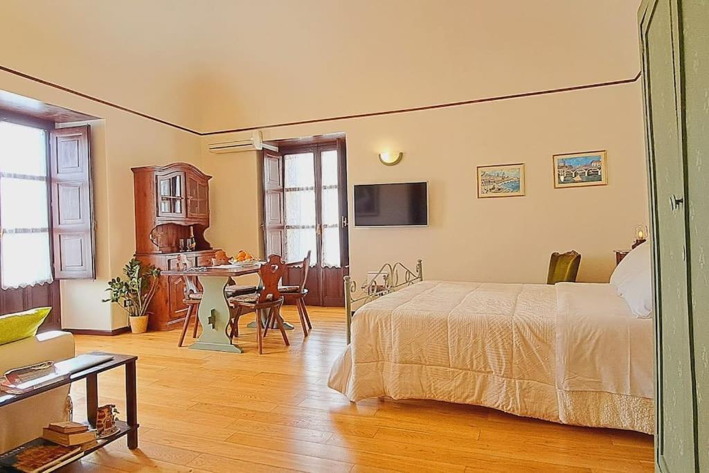 Odeonhouse - Catania - Parking Included Apartment ภายนอก รูปภาพ