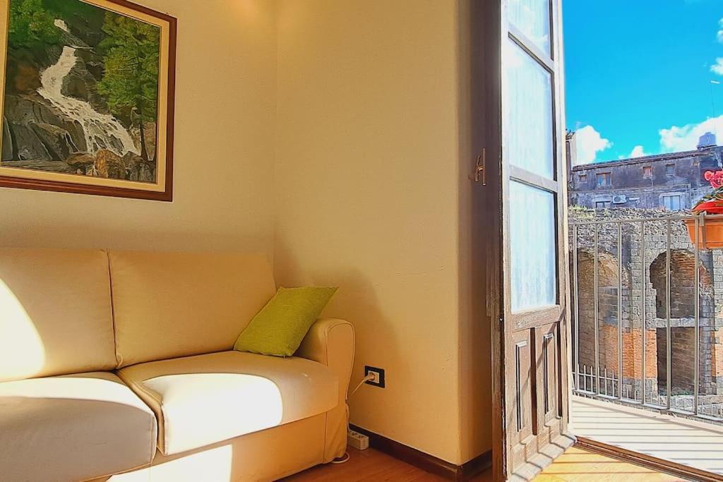 Odeonhouse - Catania - Parking Included Apartment ภายนอก รูปภาพ
